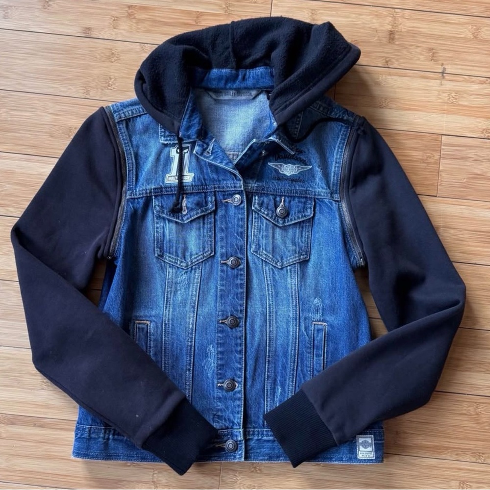Harley-Davidson Denim Jacket with Black Sleeves and Hood